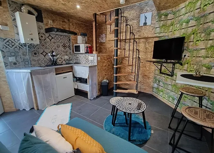 Mini House In Beauce